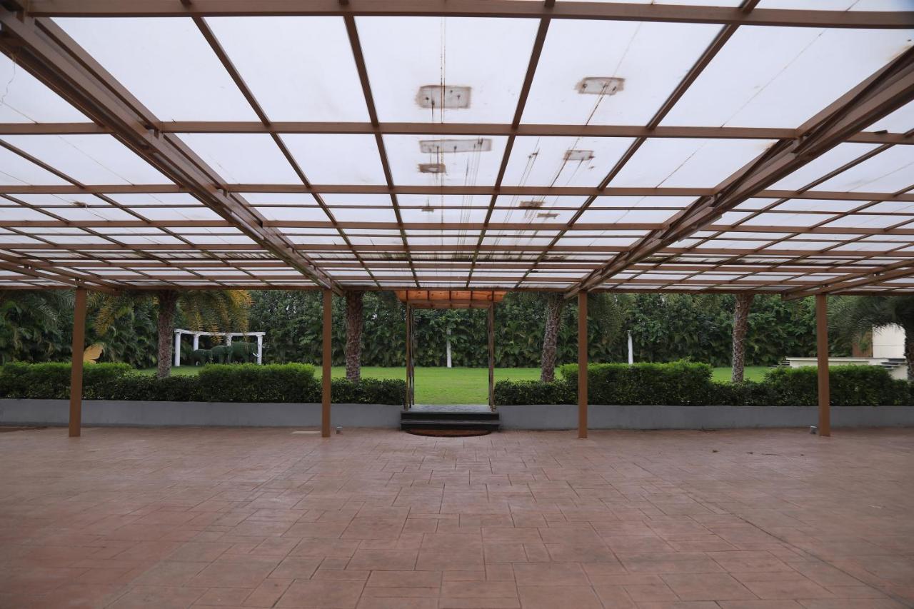 The Orange Flag, Phulambri Otel Ganori Dış mekan fotoğraf